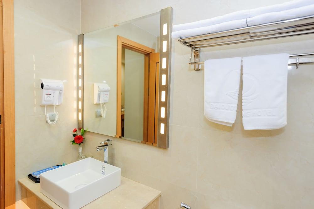 Dai Duong Hanoi Hotel III Экстерьер фото